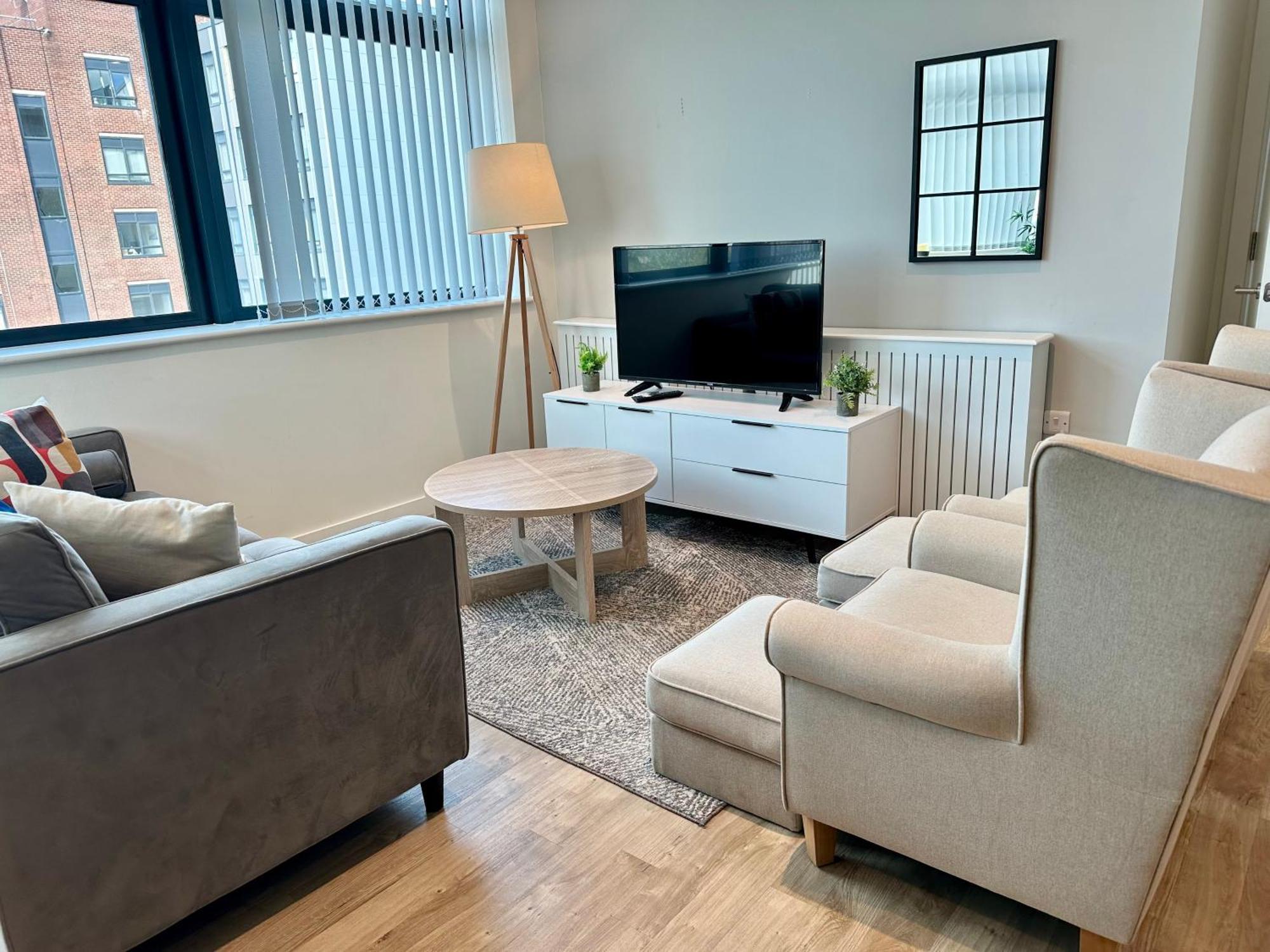 Lovely 1 Bed Apartment - Old Trafford Манчестер Экстерьер фото